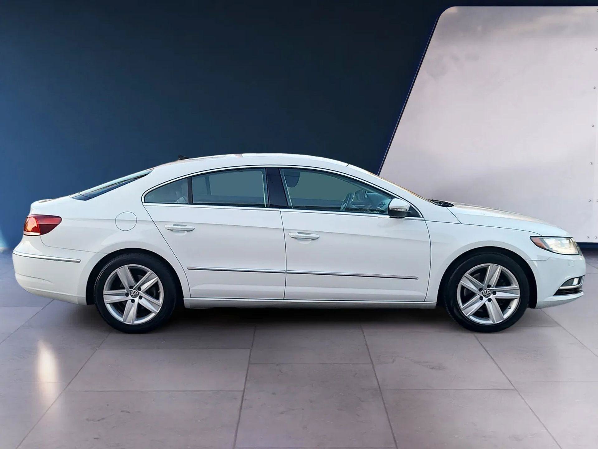 Used 2017 Volkswagen CC Sport FWD image 5
