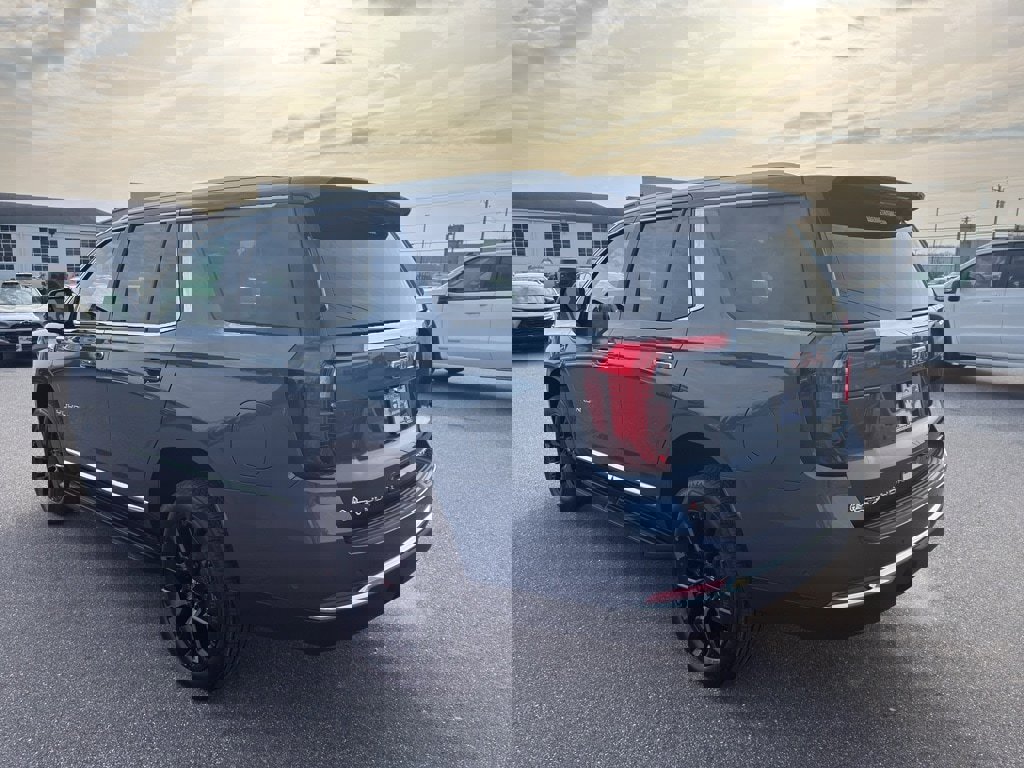 New 2026 GMC Yukon Elevation image 4