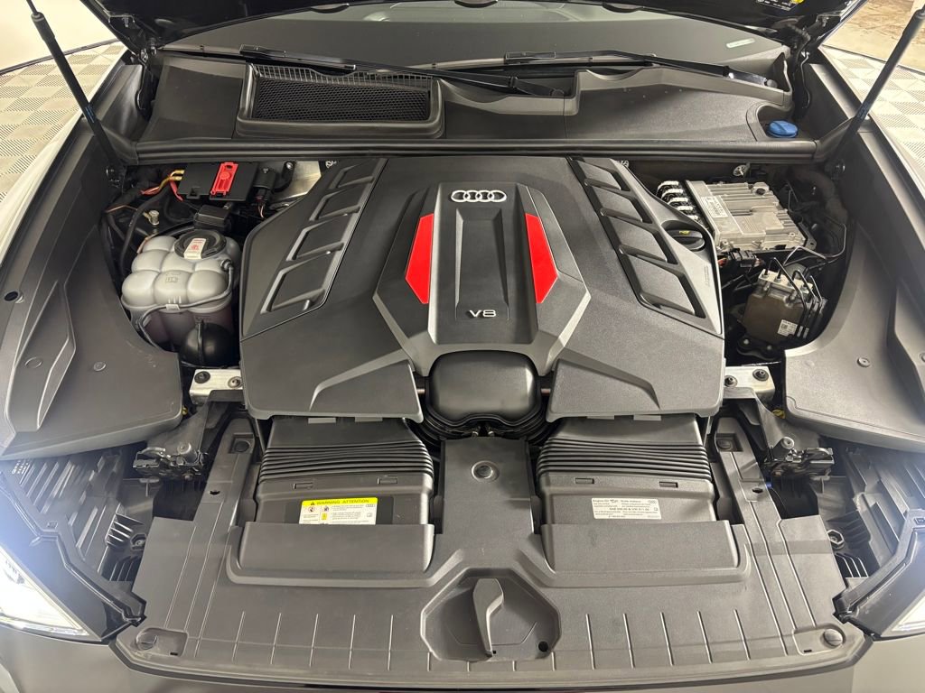 Used 2021 Audi SQ8 Premium Plus w/ SQ8 Black Optic Package image 21