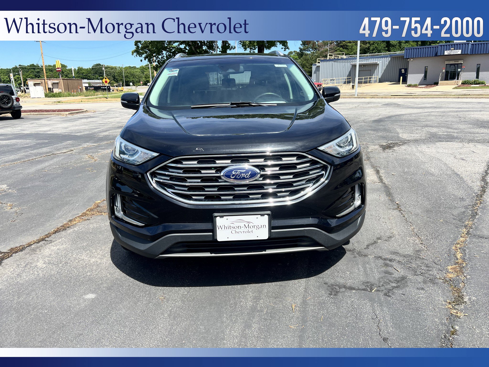 Used 2019 Ford Edge Titanium FWD image 4