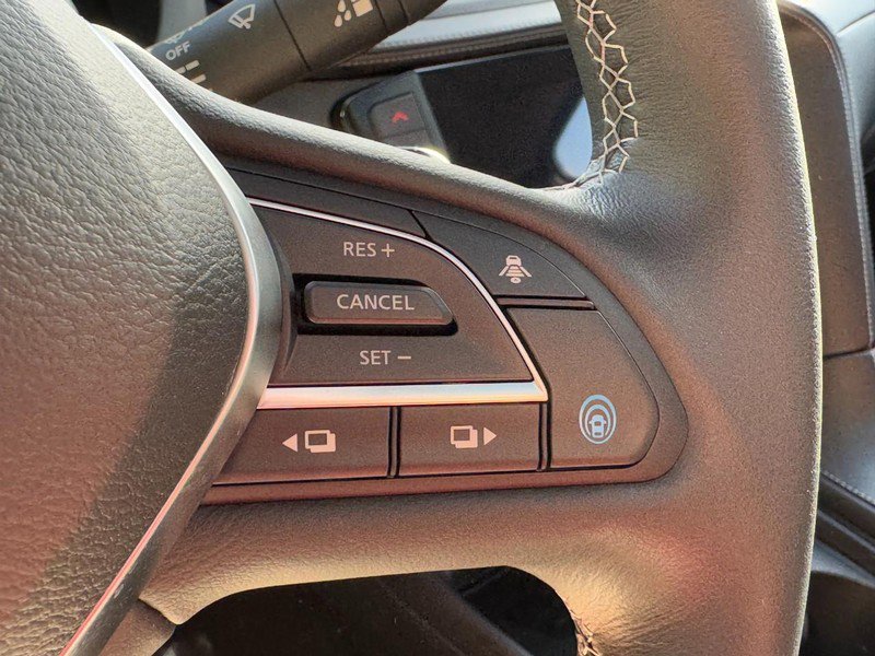 Used 2025 INFINITI QX50 Luxe image 19