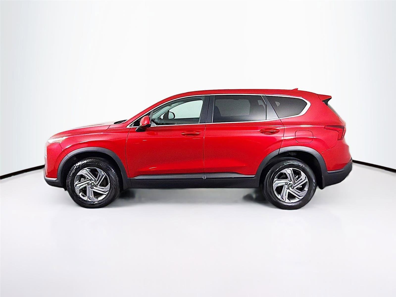 Used 2023 Hyundai Santa Fe SE AWD/4WD image 4