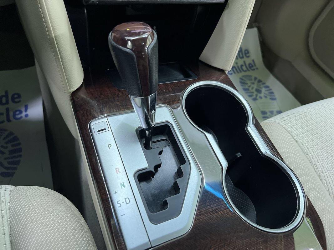Used 2013 Toyota Camry XLE FWD image 23