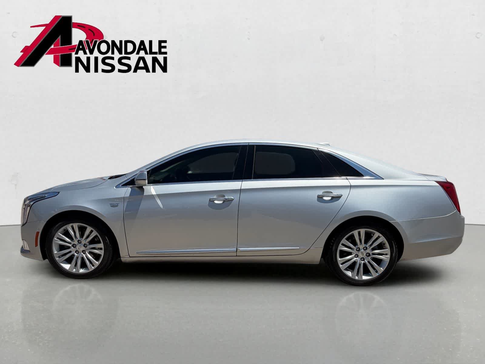 Used 2019 Cadillac XTS Luxury FWD image 2