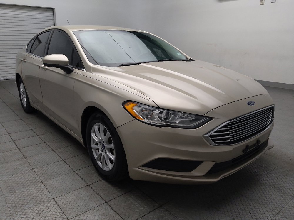 Used 2018 Ford Fusion S FWD image 13