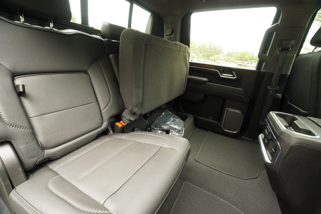 Used 2024 GMC Sierra 2500 Denali w/ Denali Reserve Package AWD/4WD image 38