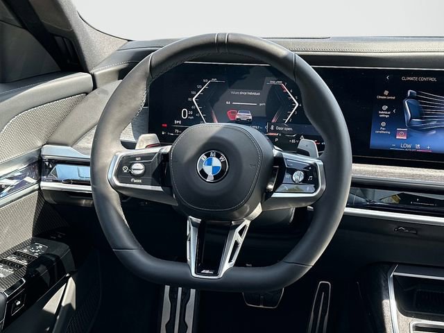 Used 2024 BMW 760i xDrive w/ Premium Package 2 image 6