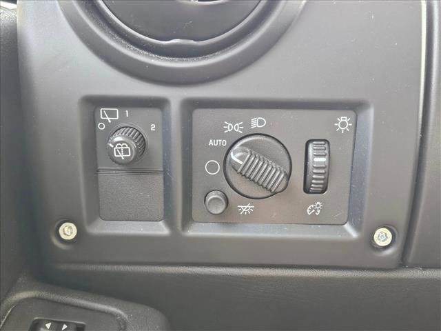 Used 2005 HUMMER H2 w/ Preferred Equipment Group AWD/4WD image 11