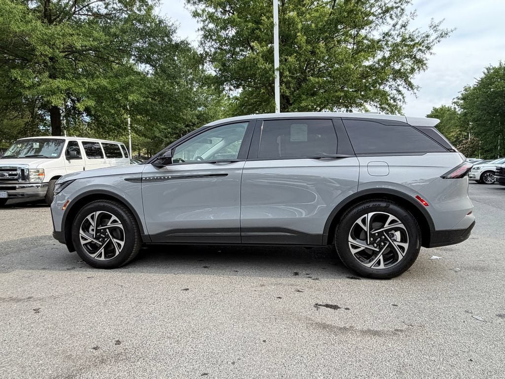 New 2026 Lincoln Nautilus Premier w/ Equipment Group 102A AWD/4WD image 4