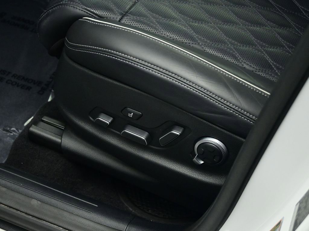 Used 2025 Genesis GV70 3.5T Sport w/ Sport Prestige Package image 54