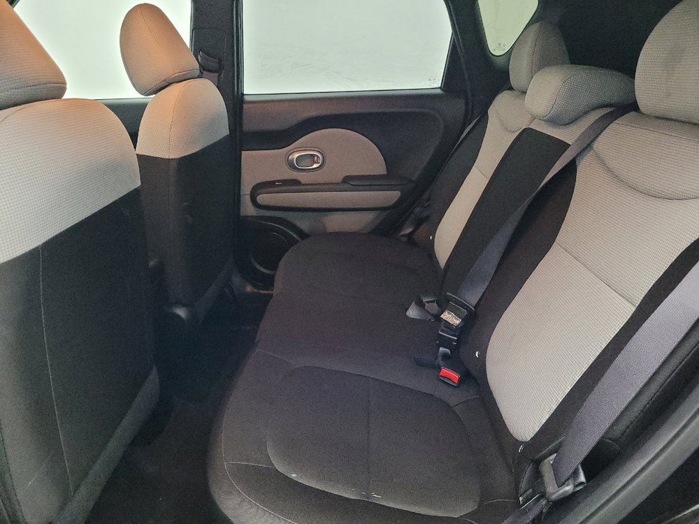 Used 2019 Kia Soul image 18