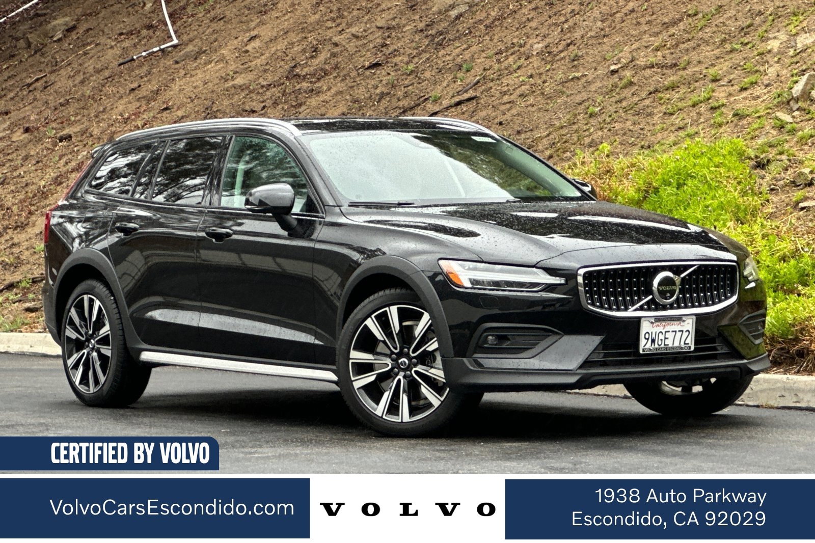 Used 2026 Volvo V60 B5 Cross Country Ultra w/ Climate Package