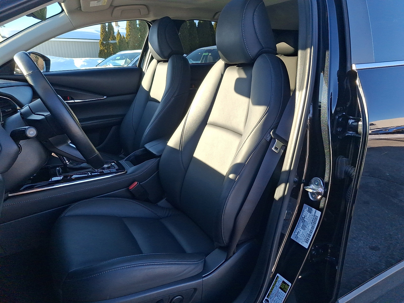 Used 2025 MAZDA CX-30 AWD 2.5 S w/ Preferred Package image 13