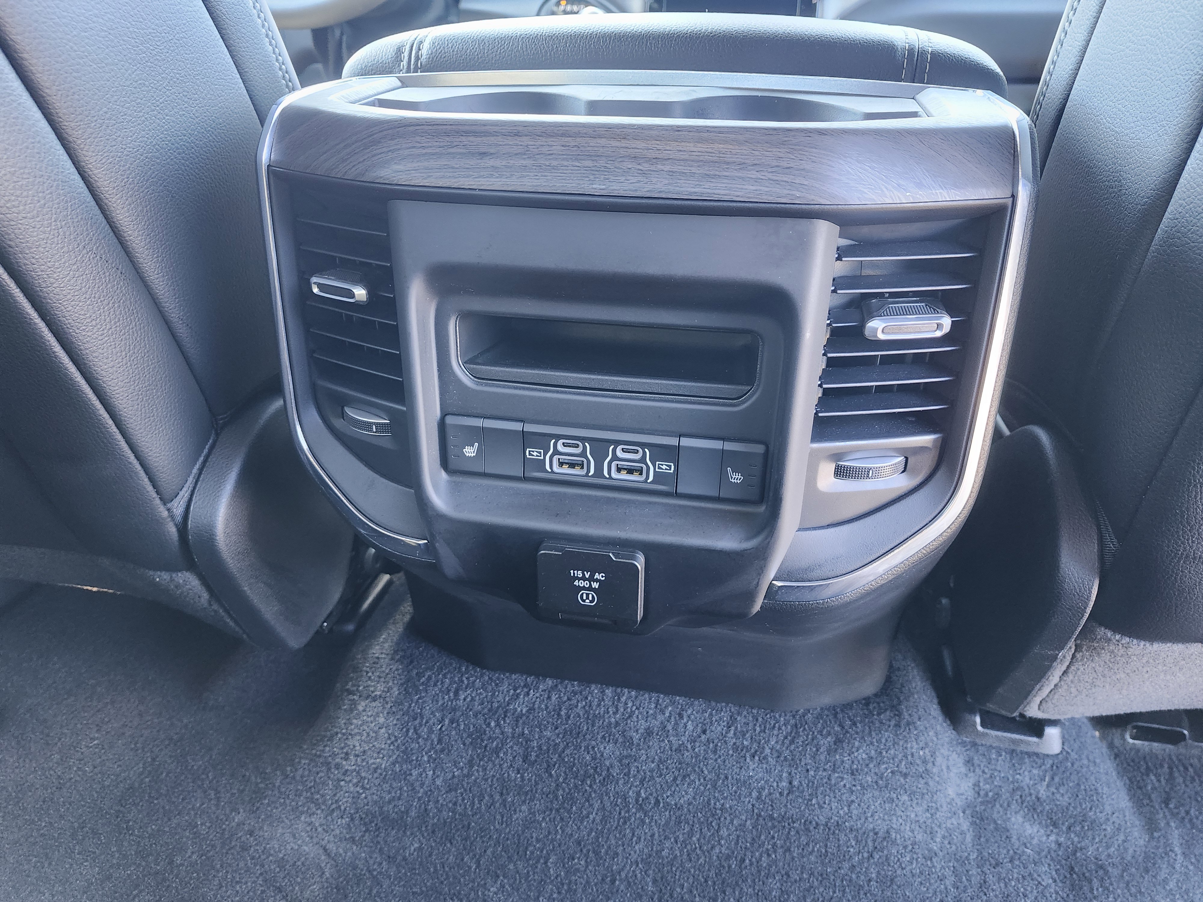Used 2025 RAM 1500 Laramie image 24
