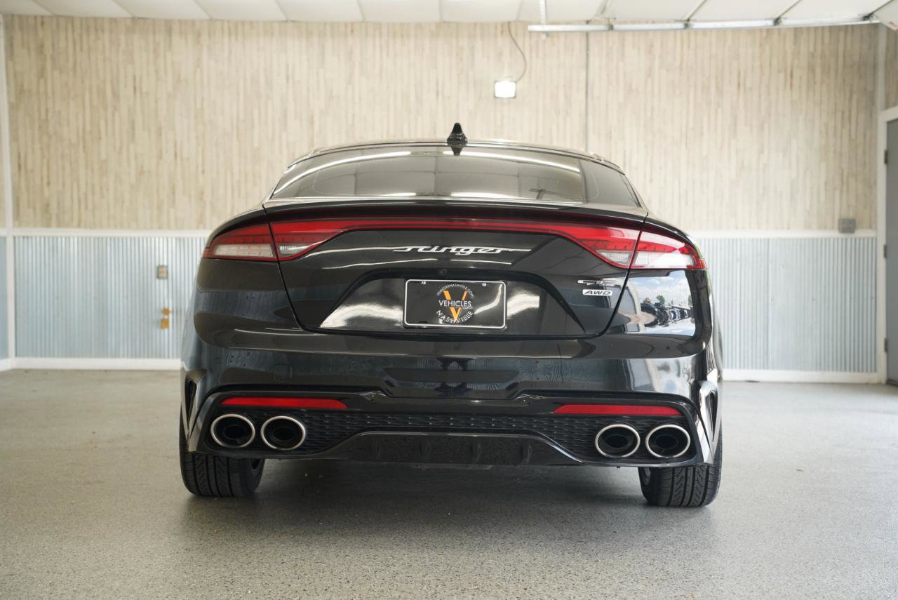 Used 2022 Kia Stinger GT-Line w/ Sun & Sound Package AWD/4WD image 8