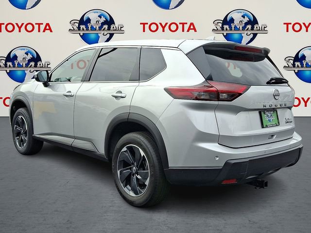 Used 2024 Nissan Rogue SV image 6
