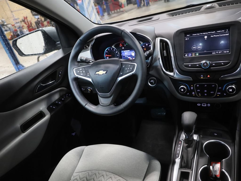Used 2023 Chevrolet Equinox LT w/ Driver Convenience Package image 18
