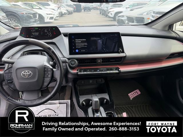 Used 2023 Toyota Prius Prime FWD image 7