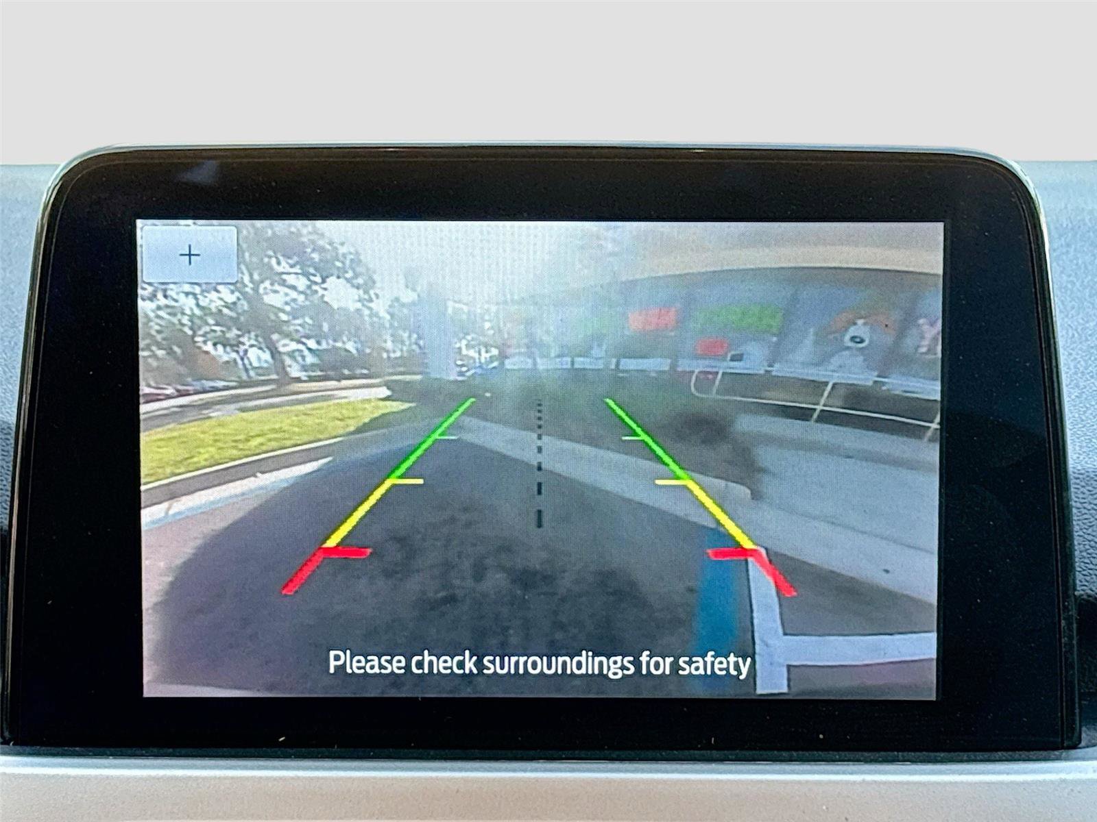 Used 2020 Ford Escape SE image 14