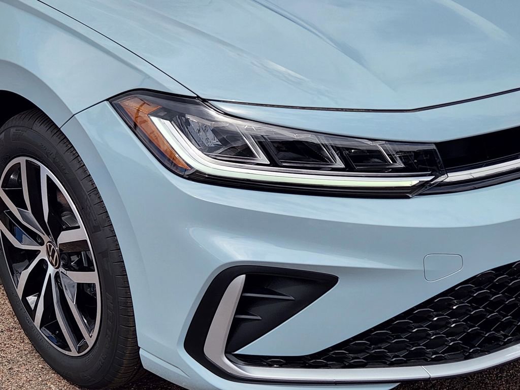 New 2026 Volkswagen Jetta SE image 28