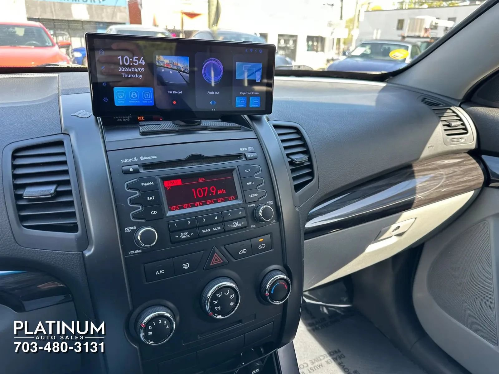 Used 2012 Kia Sorento LX image 10