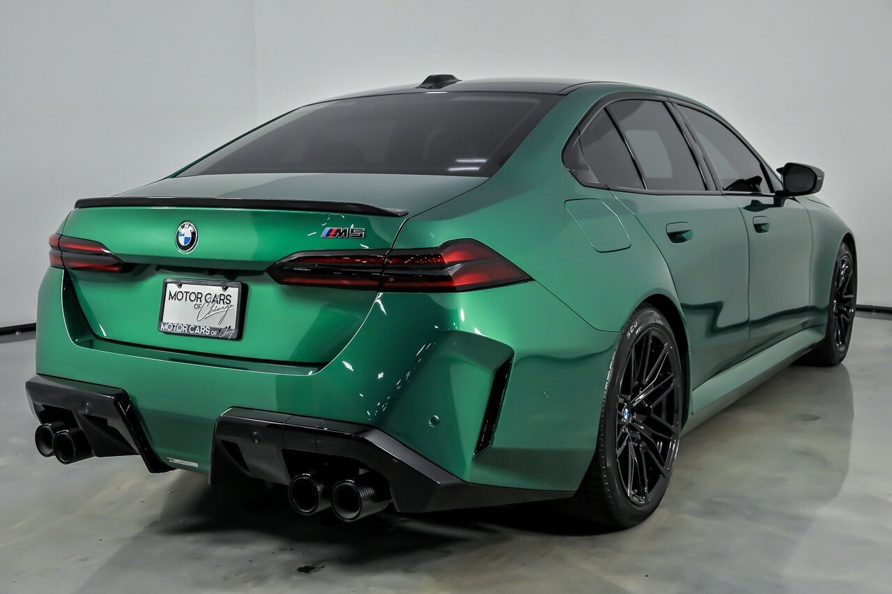Used 2025 BMW M5 w/ Carbon Package AWD/4WD image 12