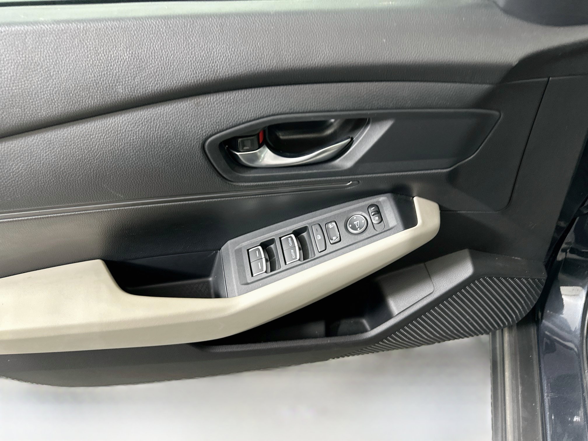 Used 2024 Honda Accord LX image 15