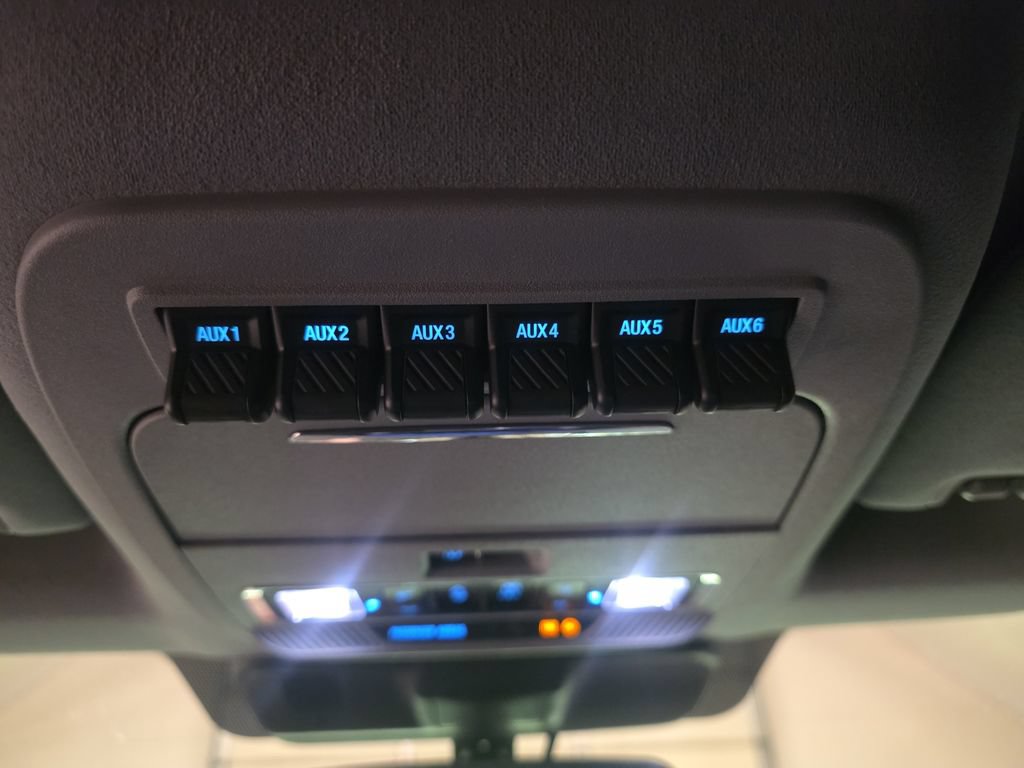 Used 2024 Ford F450 Limited w/ FX4 Off-Road Package AWD/4WD image 33