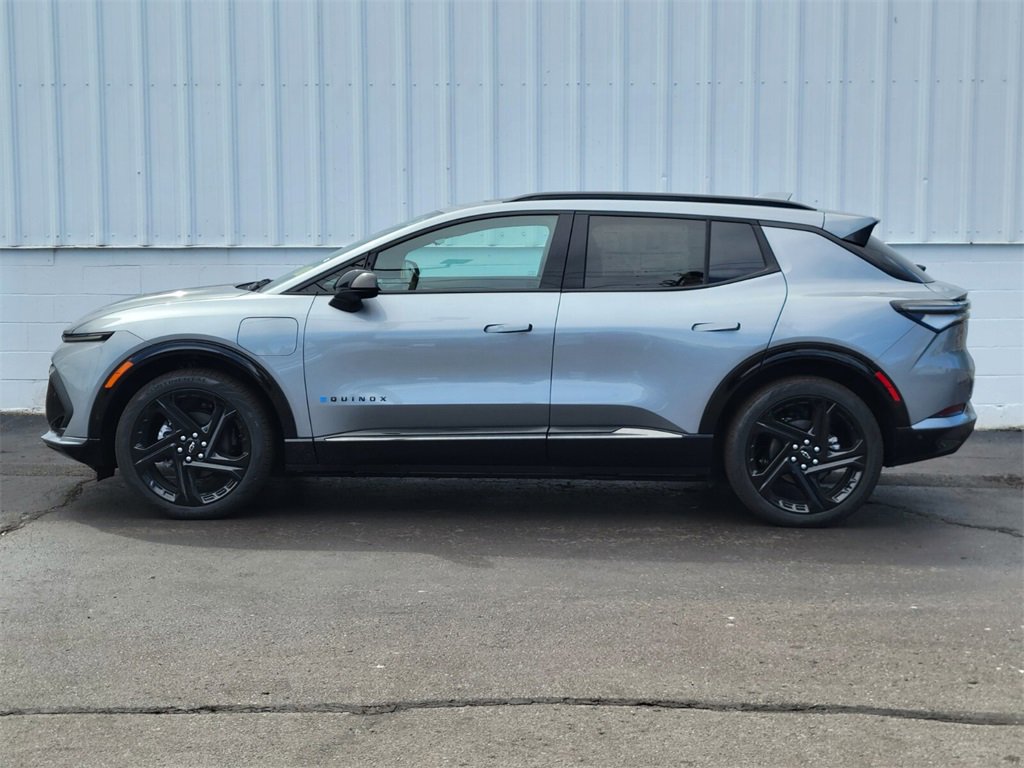 New 2025 Chevrolet Equinox EV RS image 6