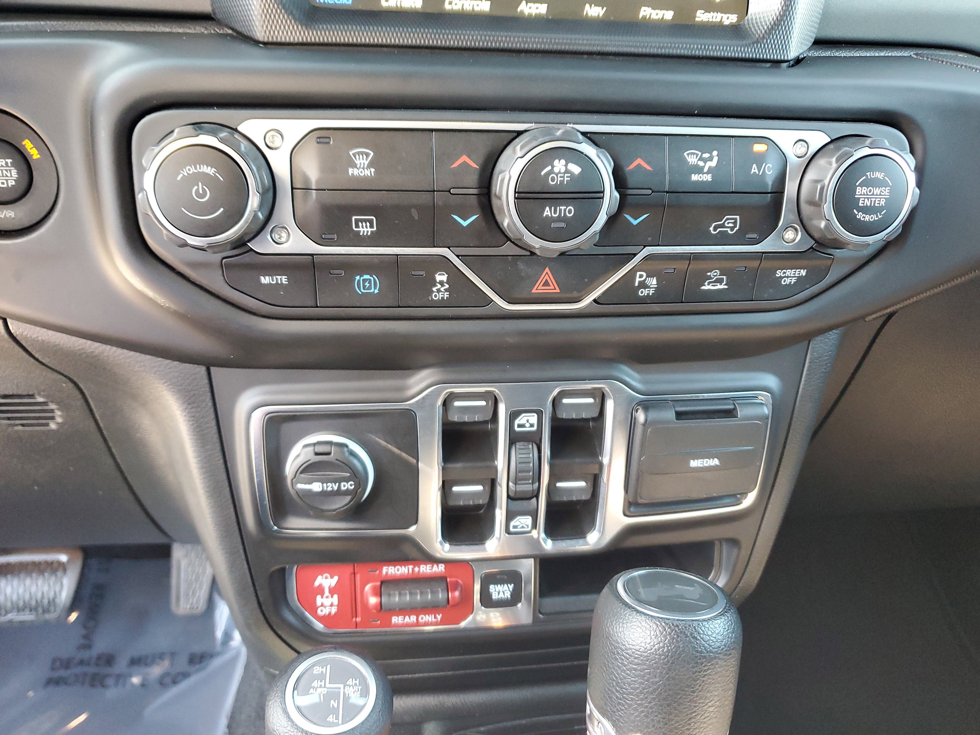 Used 2023 Jeep Wrangler Unlimited Rubicon 4xe w/ Safety Group image 21