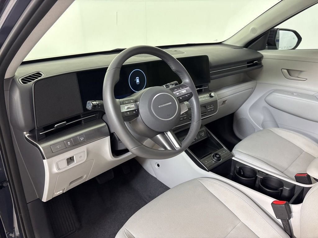 Certified 2025 Hyundai Kona SEL image 15