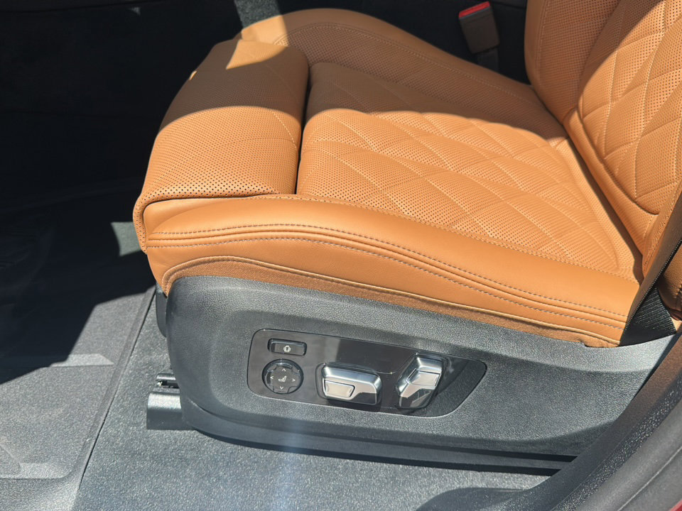 New 2026 BMW X6 xDrive40i AWD/4WD image 12