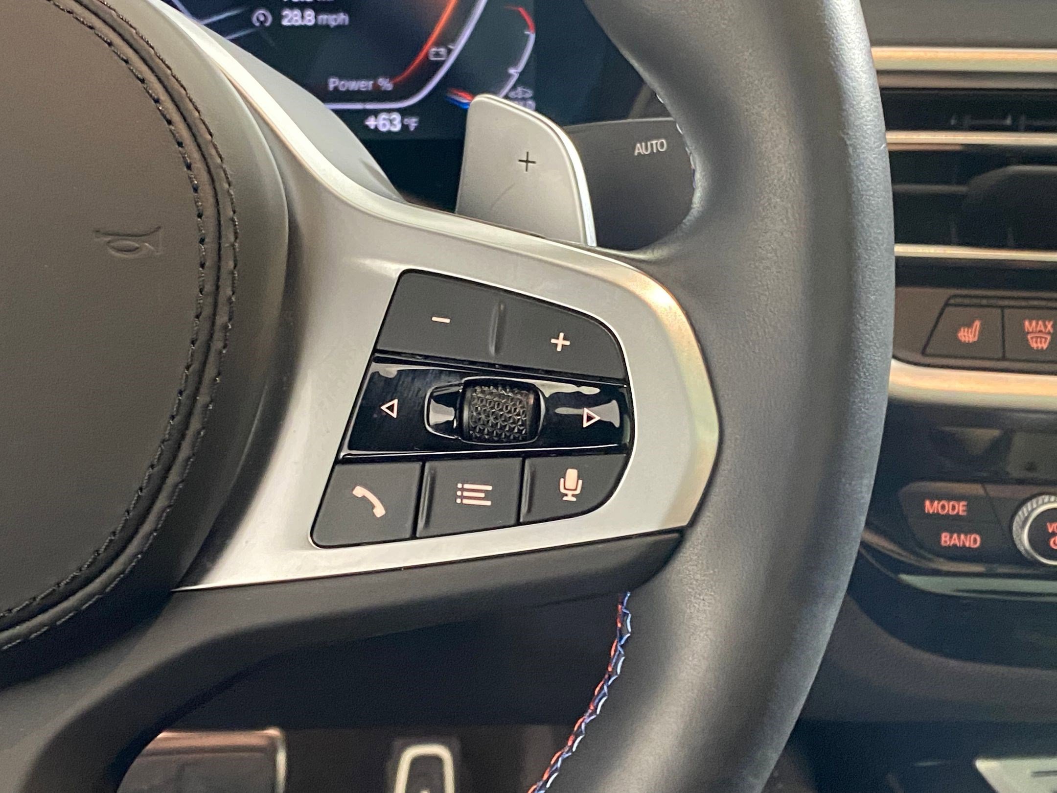 Certified 2024 BMW X4 M40i w/ Premium Package image 30