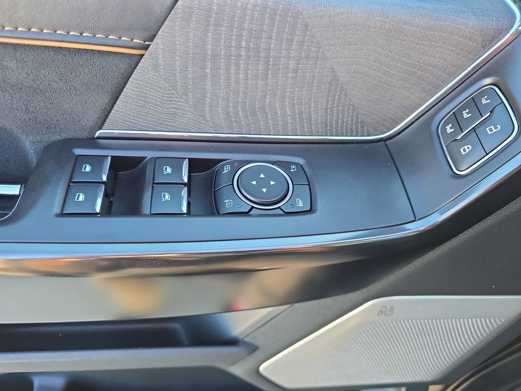 Used 2021 Ford F150 Platinum w/ Equipment Group 701A High image 28