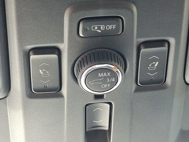 Certified 2025 GMC Yukon XL Denali image 25