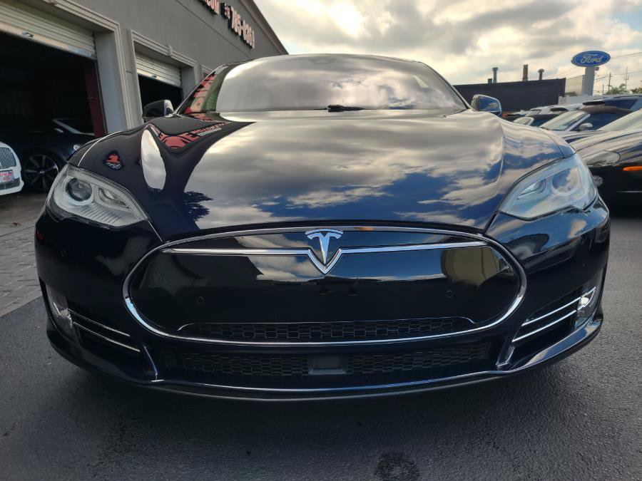 Used 2014 Tesla Model S 85 RWD image 2