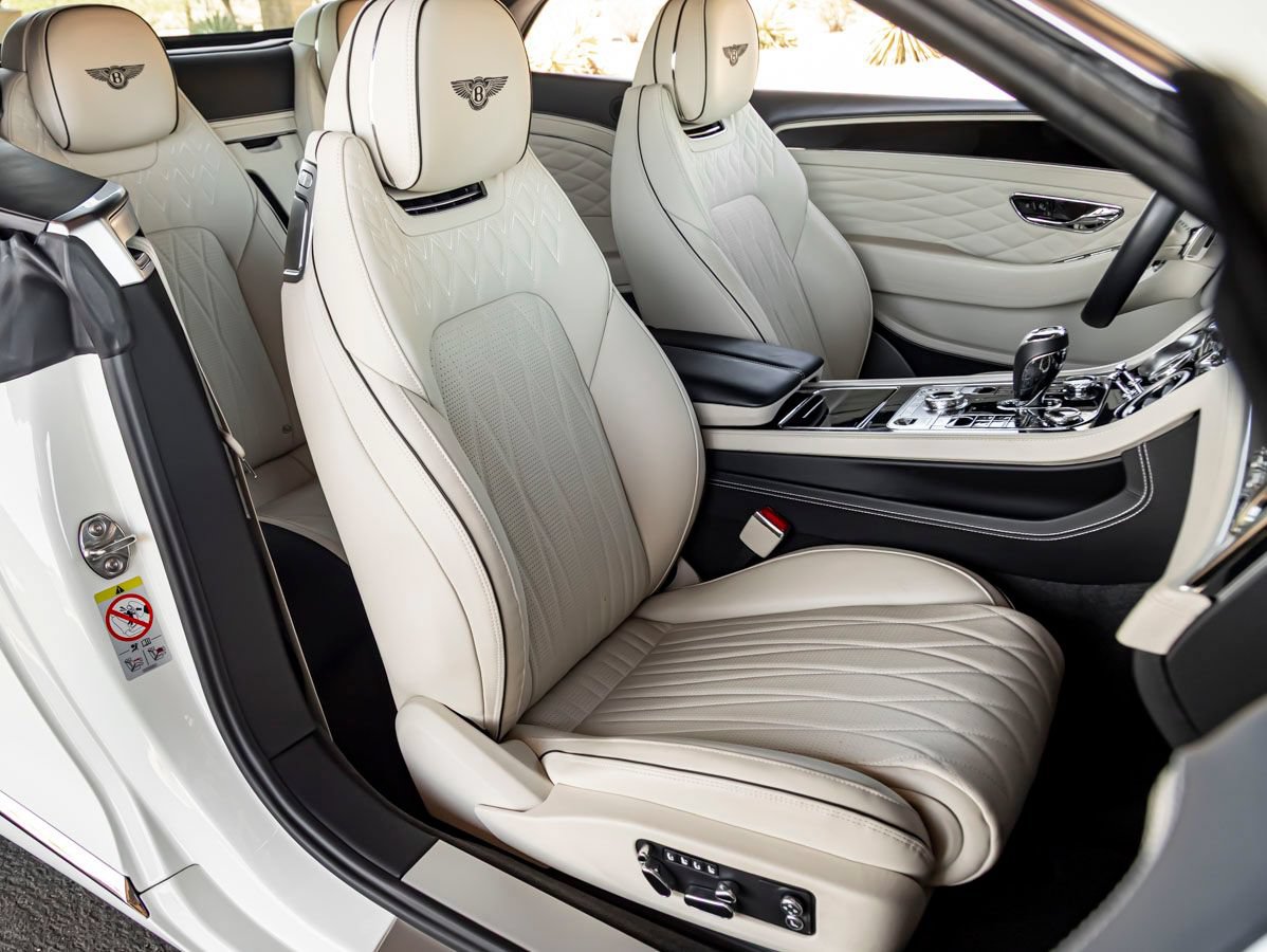 Used 2024 Bentley Continental GT Azure AWD/4WD image 33