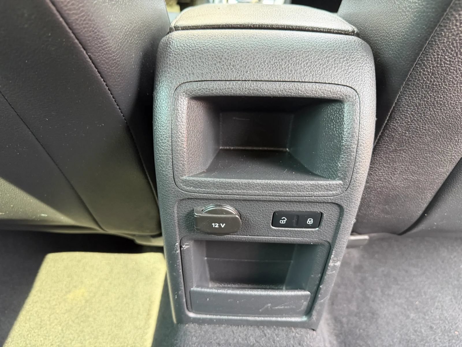 Used 2013 Volkswagen Jetta TDI FWD image 30