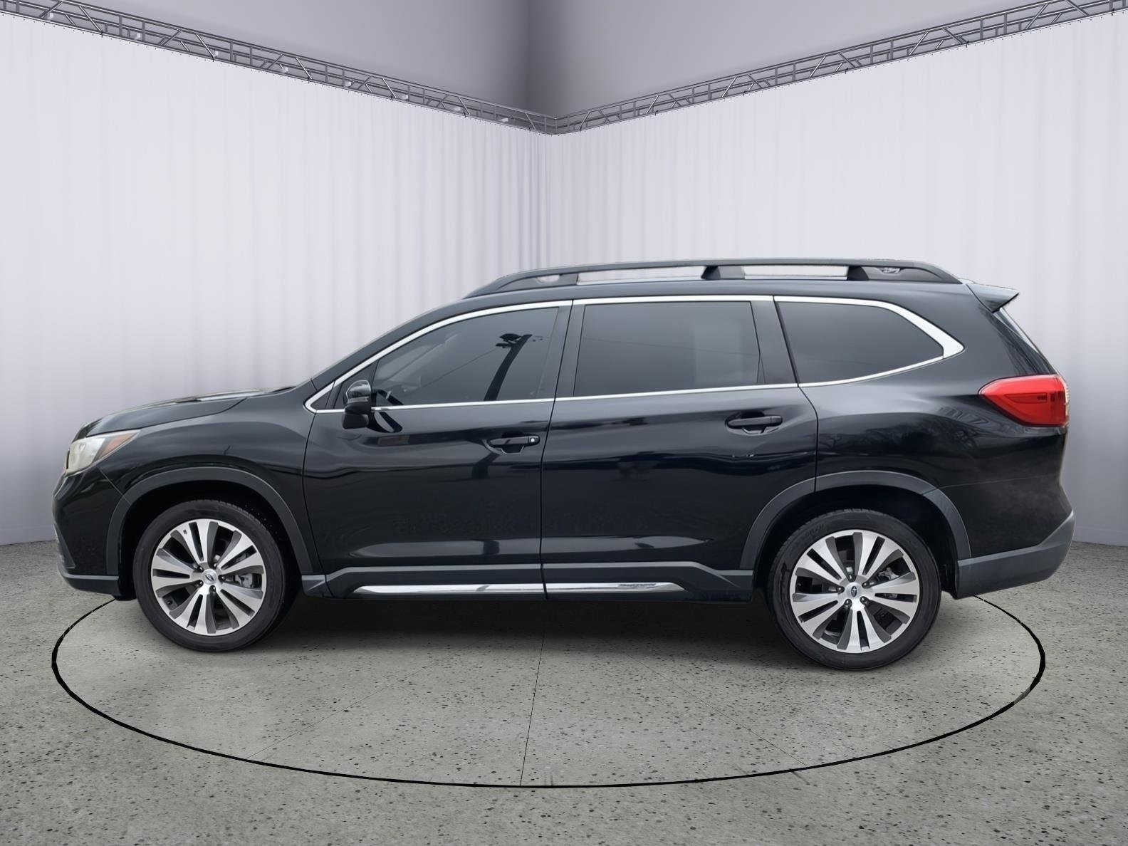 Used 2019 Subaru Ascent Limited AWD/4WD image 4