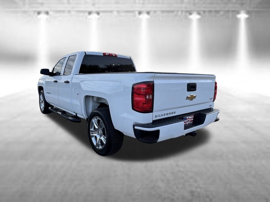 Used 2019 Chevrolet Silverado 1500 Custom w/ Custom Convenience Package RWD image 6