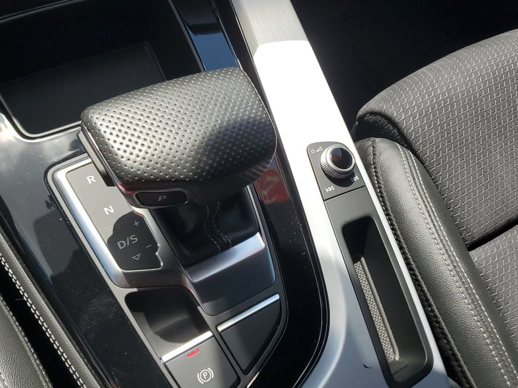 Certified 2023 Audi A4 2.0T Premium Plus AWD/4WD image 28