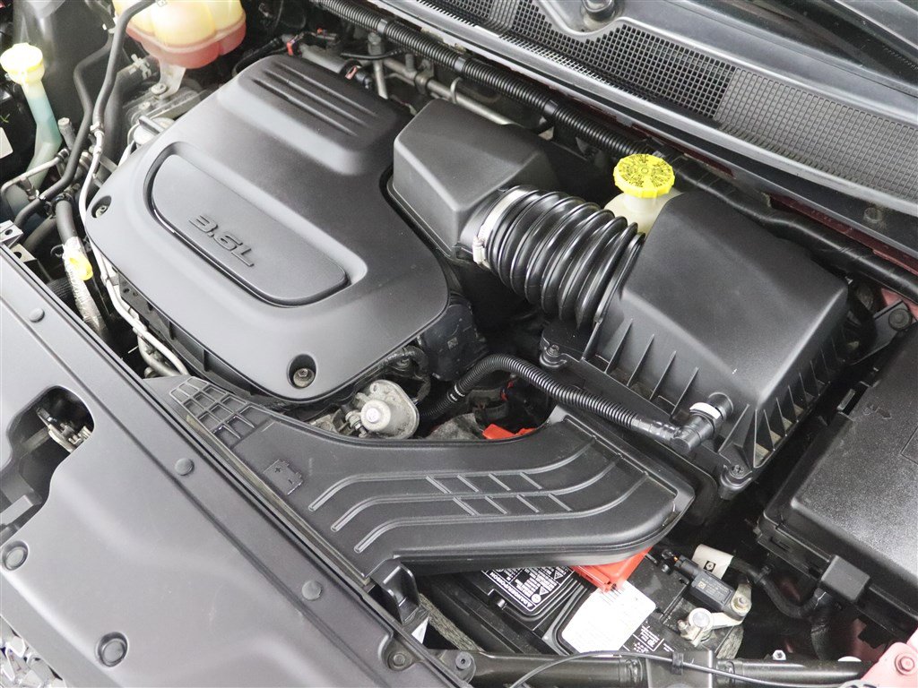 Used 2022 Chrysler Pacifica Touring-L w/ S Appearance Package image 40