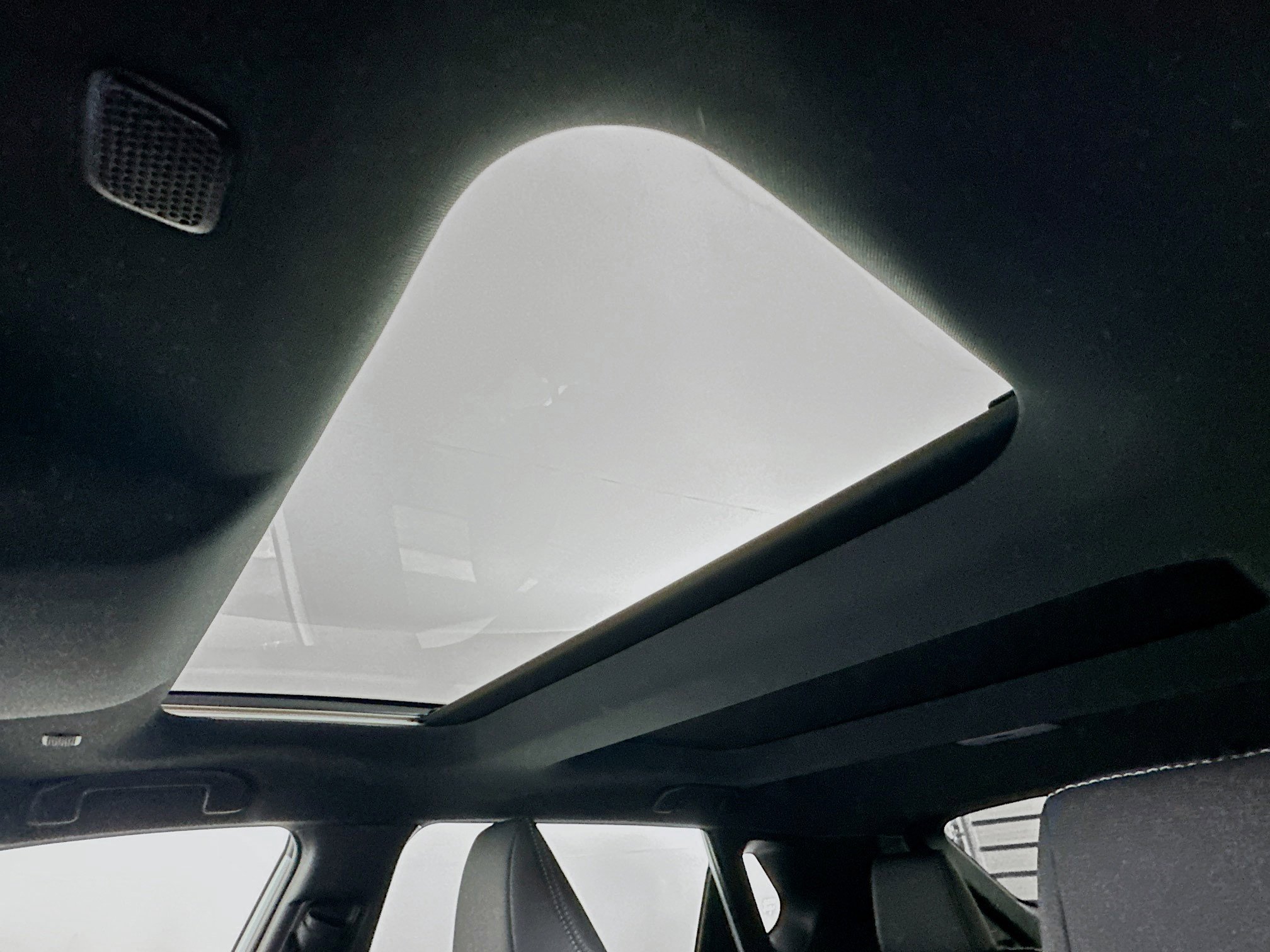 Used 2023 Toyota bZ4X Limited w/ Weather Package image 27