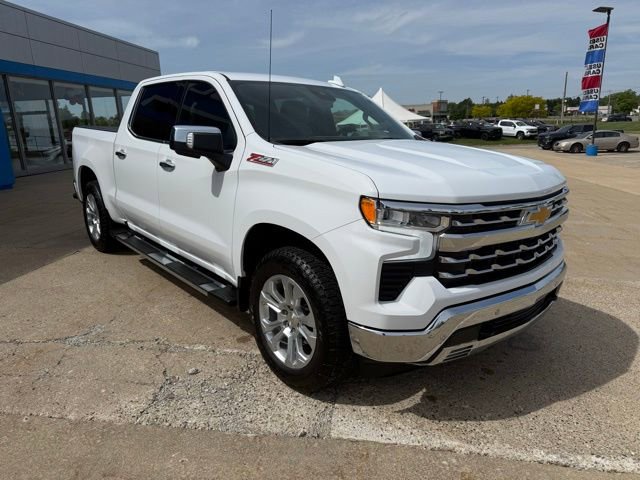 Used 2024 Chevrolet Silverado 1500 LTZ AWD/4WD image 7