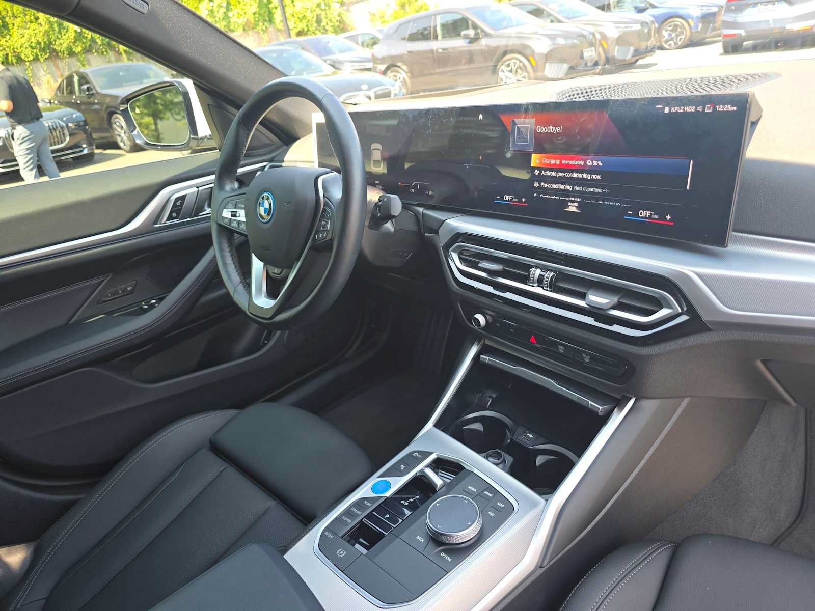 Used 2023 BMW i4 eDrive40 RWD image 10