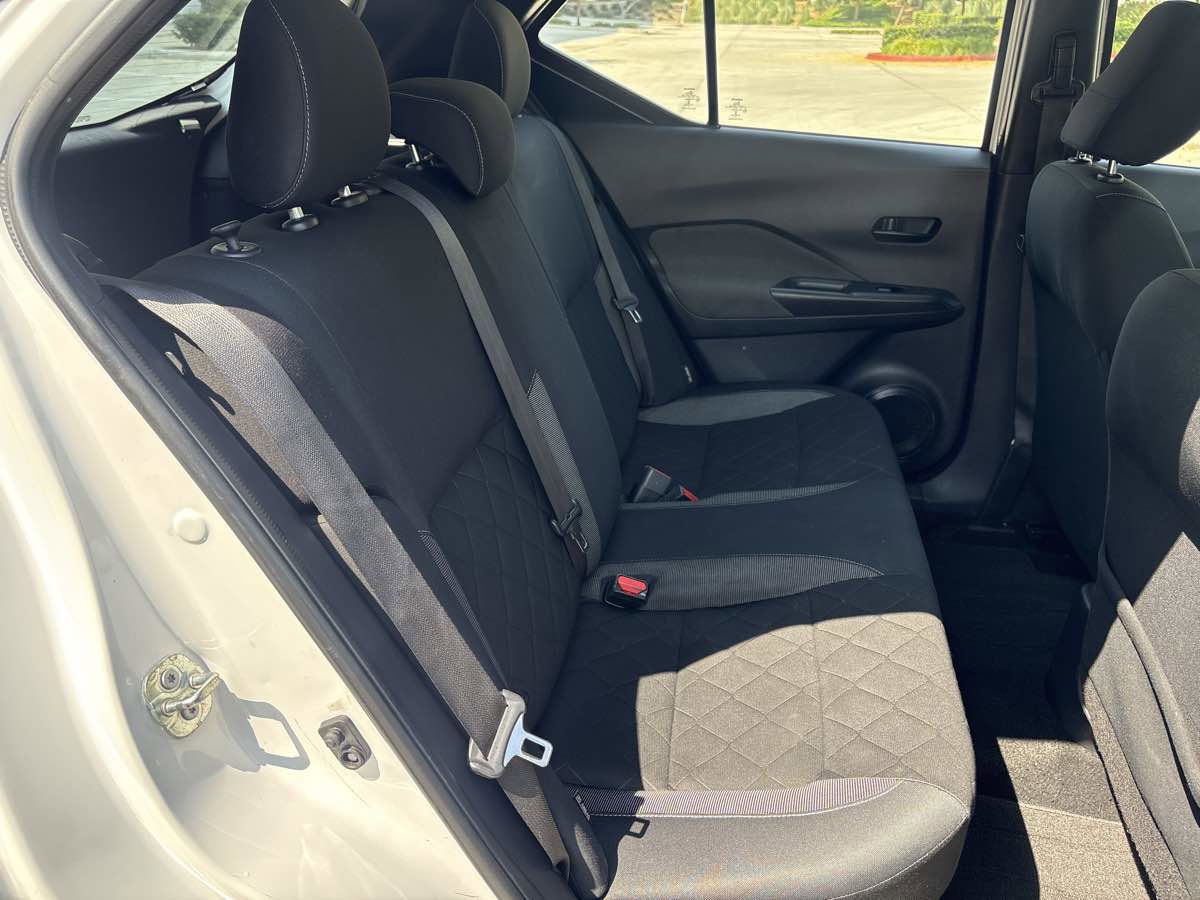 Used 2020 Nissan Kicks S FWD image 14