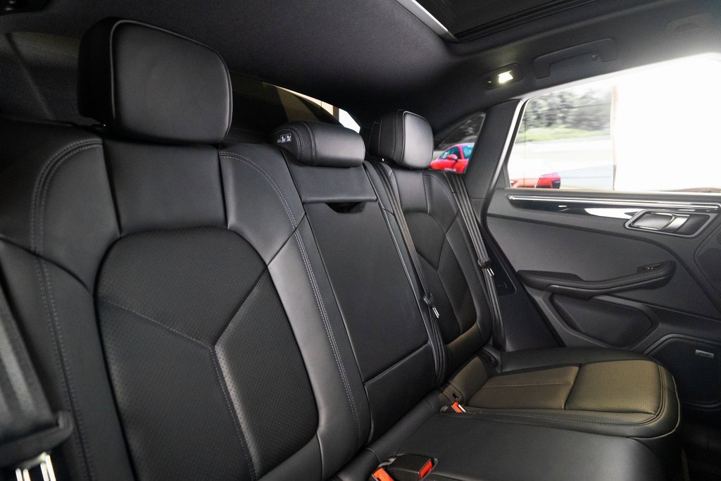 New 2026 Porsche Macan S image 38