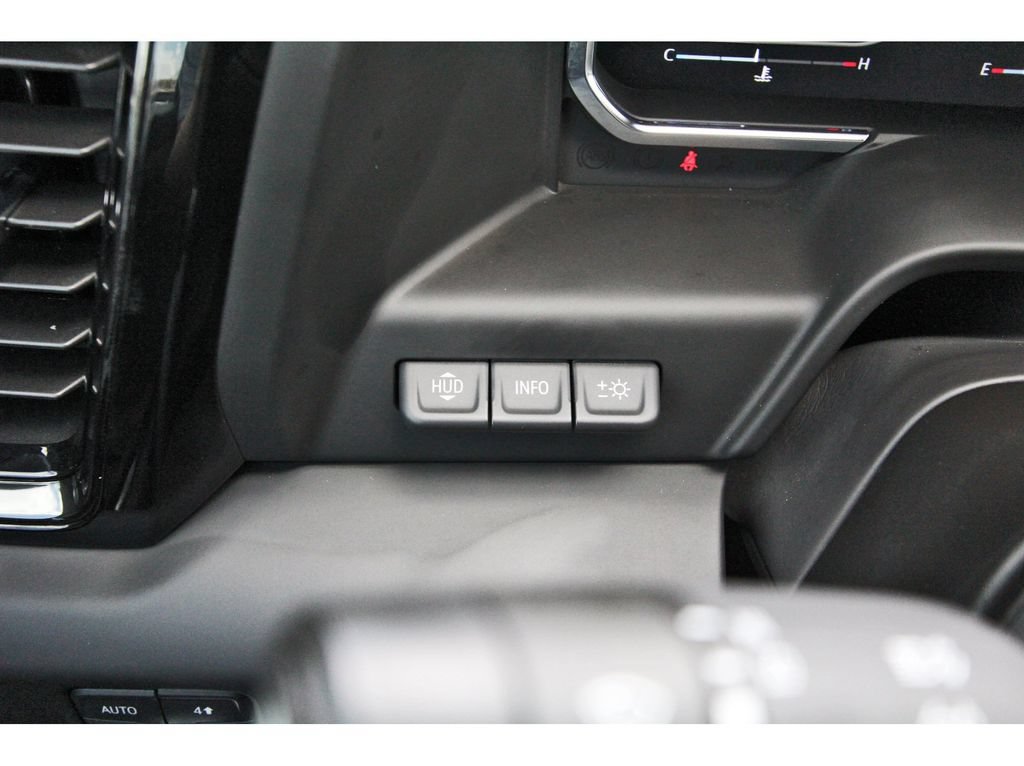 Used 2025 GMC Sierra 2500 AT4X AWD/4WD image 29
