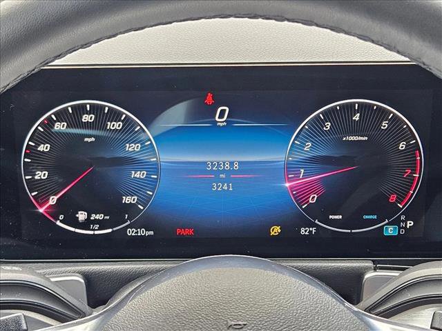 Used 2026 Mercedes-Benz GLB 250 image 11