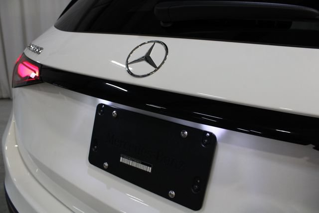 New 2026 Mercedes-Benz GLC 300 4MATIC image 30